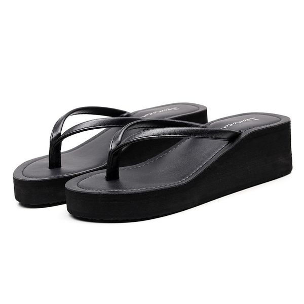 2020 car stitching beach shoes thick-soled slippers women wear seaside non-slip high-heeled flip-flops flip-flops, Black
2020 car stitching beach shoes thick-soled slippers women wear seaside non-slip high-heeled flip-flops flip-flops, Black