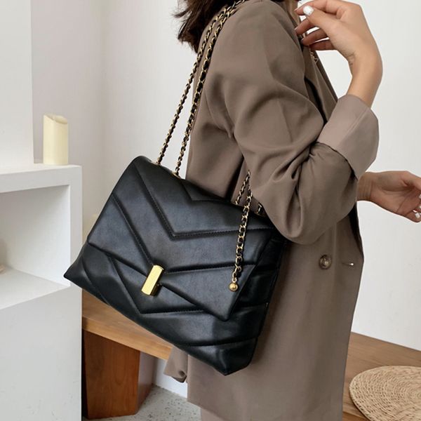 doranmi v-striped shoulder bags for women 2020 designed solid bags female crossbody bag messenger bolsos bg879
doranmi v-striped shoulder bags for women 2020 designed solid bags female crossbody bag messenger bolsos bg879