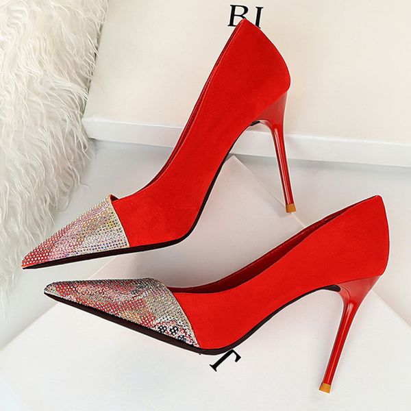 2020 autumn elegant women red black 9cm high heels pumps escarpins flock sparkly heels rhinestone pumps dress valentine shoes
2020 autumn elegant women red black 9cm high heels pumps escarpins flock sparkly heels rhinestone pumps dress valentine shoes