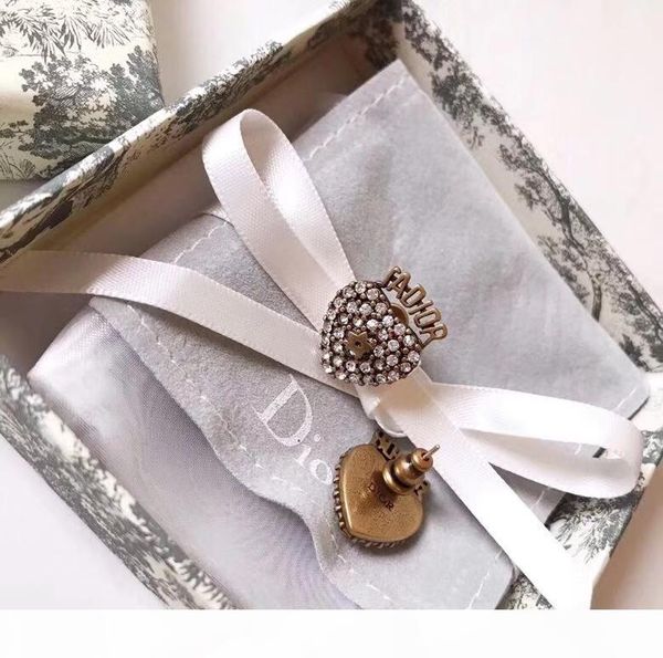 de6 fashion earring official website new arrival stainless steel for women birthday gift di earring full stone2020, Gray
de6 fashion earring official website new arrival stainless steel for women birthday gift di earring full stone2020, Gray