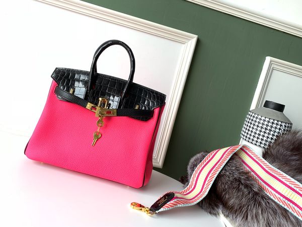 factory wholesale real crocodile+togo fuchsia briikin purse 30cm,fully handmade wax thread,have both gold and silver hardware,fast delivery
factory wholesale real crocodile+togo fuchsia briikin purse 30cm,fully handmade wax thread,have both gold and silver hardware,fast delivery