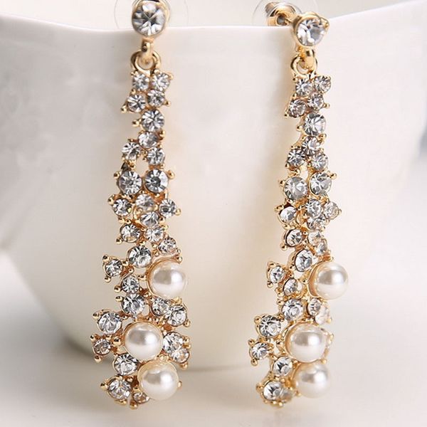 women's earrings europe and america pearl crystal pendant earrings long tassel modern fashion ladies jewelry, Silver
women's earrings europe and america pearl crystal pendant earrings long tassel modern fashion ladies jewelry, Silver