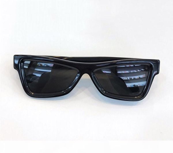 sell luxury designer millionaire new mens sunglasses small frame vintage sun glasses for shiny gold logo uv400 eyewear, White;black
sell luxury designer millionaire new mens sunglasses small frame vintage sun glasses for shiny gold logo uv400 eyewear, White;black