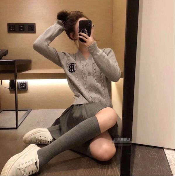 2020 fashion man women jacket coat women winter jacket winter coat hoodies sweatshirt cardigan sweater knitwear h6, Black;brown
2020 fashion man women jacket coat women winter jacket winter coat hoodies sweatshirt cardigan sweater knitwear h6, Black;brown