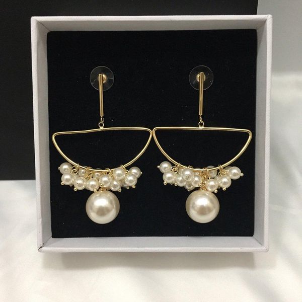 pearl earrings irregular personality luxury jewelry brass needle earrings stud earrings for women asymmetric christmas party gift, Golden;silver
pearl earrings irregular personality luxury jewelry brass needle earrings stud earrings for women asymmetric christmas party gift, Golden;silver