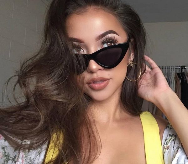 New Retro Fashion Sunglasses Women Brand Designer Vintage Cat Eye Black White Sun Glasses Female Lady UV400 Oculos
New Retro Fashion Sunglasses Women Brand Designer Vintage Cat Eye Black White Sun Glasses Female Lady UV400 Oculos