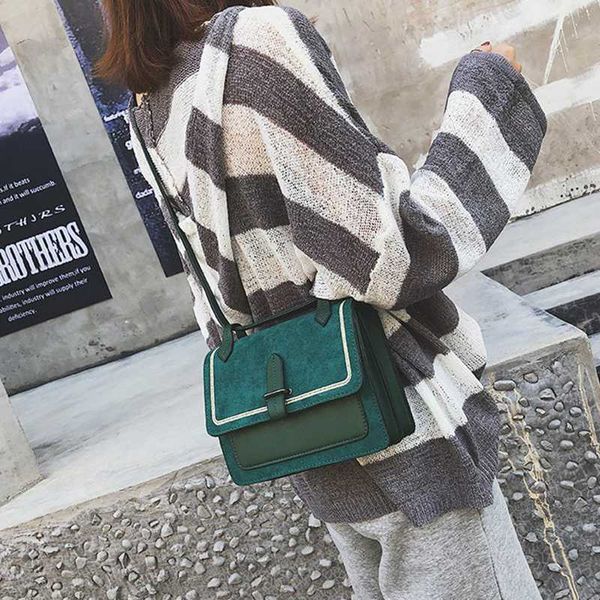 2020 autumn and winter fashion female shoulder bag retro simple korean version lady small square bag youth woman messenger
2020 autumn and winter fashion female shoulder bag retro simple korean version lady small square bag youth woman messenger