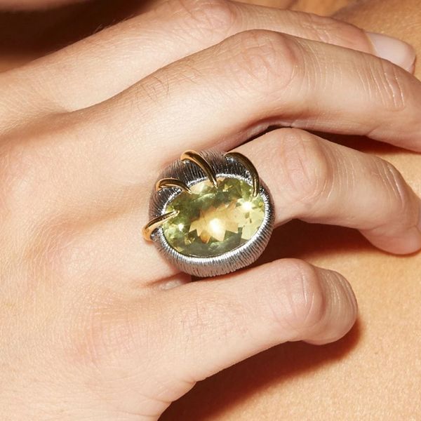 wedding rings 2021 selling black color big green zircon finger fings for women ladies punk party jewelry bague femme gifts, Slivery;golden
wedding rings 2021 selling black color big green zircon finger fings for women ladies punk party jewelry bague femme gifts, Slivery;golden
