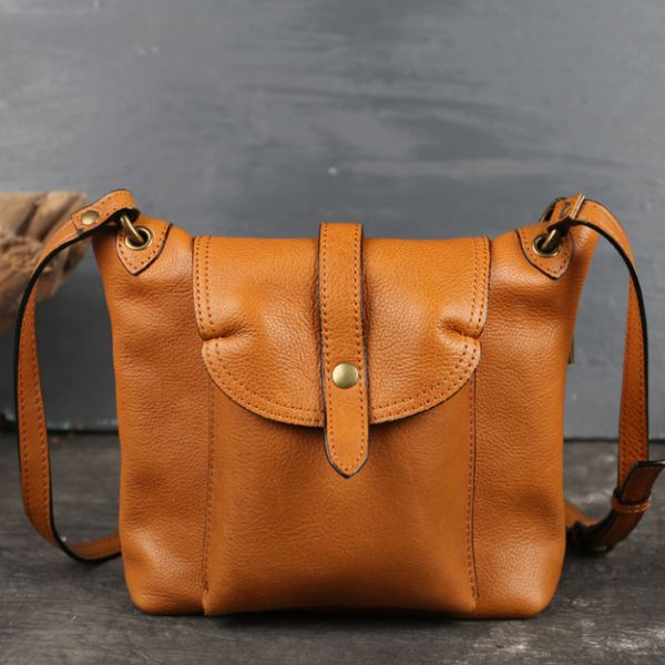 genuine leather handbag retro 2020 new layer cowhide shoulder bag ladies messenger bags
genuine leather handbag retro 2020 new layer cowhide shoulder bag ladies messenger bags