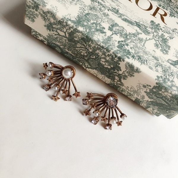 classic simple and wild letters full diamond designer earrings luxury designer jewelry women earrings with box r26, Golden
classic simple and wild letters full diamond designer earrings luxury designer jewelry women earrings with box r26, Golden