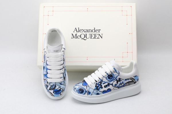r luxury casual shoes, stylish flat ace sneakers, trendy and comfortable speeding graffiti, size 35-45 with original box,ss
r luxury casual shoes, stylish flat ace sneakers, trendy and comfortable speeding graffiti, size 35-45 with original box,ss