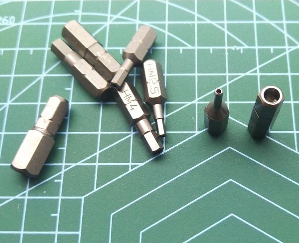 new 10pcs hexagonal screw bits with hole l25mm h2 h2.5 h3 h4 h5 h6 h7 h8 magnetic s2 steel 1/4" hex shank allen security bit
new 10pcs hexagonal screw bits with hole l25mm h2 h2.5 h3 h4 h5 h6 h7 h8 magnetic s2 steel 1/4" hex shank allen security bit