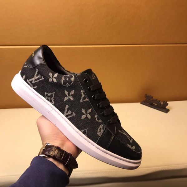2021w summer new high -end brand men 's fashion casual shoes ,versatile comfortable low -sneakers ,a full set of original shoe box, Black
2021w summer new high -end brand men 's fashion casual shoes ,versatile comfortable low -sneakers ,a full set of original shoe box, Black