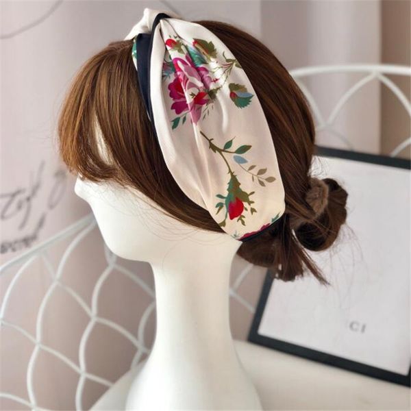 ins fashion flora women headbands classic printed pattern lady hairbands birthday gift for female hair bands, Golden;white
ins fashion flora women headbands classic printed pattern lady hairbands birthday gift for female hair bands, Golden;white