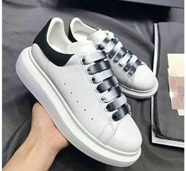 2020 new box wide lace designer shoes suede 3d prints oversized sneaker height increase 3m reflective party italy luxury shoes leather shoes, Black
2020 new box wide lace designer shoes suede 3d prints oversized sneaker height increase 3m reflective party italy luxury shoes leather shoes, Black