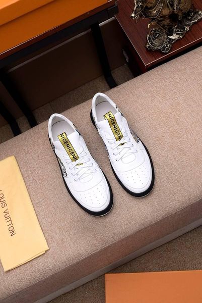 2021o limited edition на заказ brand men ', s дышащая обувь мода диких спортивная обувь повседневная обувь, send the original box упаковка 3, Black
2021o limited edition на заказ brand men ', s дышащая обувь мода диких спортивная обувь повседневная обувь, send the original box упаковка 3, Black