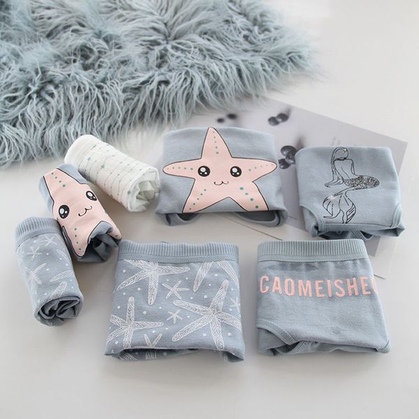 women's panties 4pcs/lot cartoon cute floral fruit soft cotton seamless underwear briefs girls sanitary pants lingerie, Black;pink 
women's panties 4pcs/lot cartoon cute floral fruit soft cotton seamless underwear briefs girls sanitary pants lingerie, Black;pink