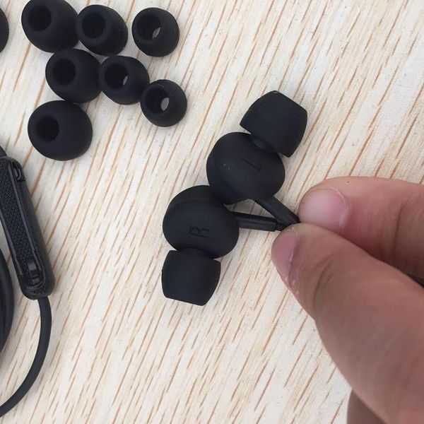 cgjxsheadphones in ear headset black earphones with mic hifi ear buds headphones universal for mobile phones selling
cgjxsheadphones in ear headset black earphones with mic hifi ear buds headphones universal for mobile phones selling
