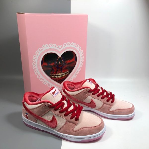 новый роскошный дизайнер sb dunk стрейнджлав velvet кроссовки мужчины женщины с низким день святого валентина розовый зеленый вскользь идущи
новый роскошный дизайнер sb dunk стрейнджлав velvet кроссовки мужчины женщины с низким день святого валентина розовый зеленый вскользь идущи
