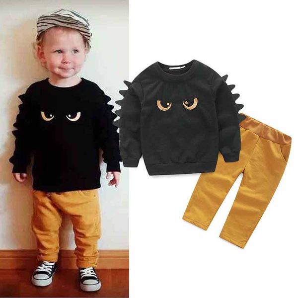 casual kids clothes 2 pcs set clothing cartoon suit t-shirt tee +pants outfits boys tracksuit children baby retai clothes, White
casual kids clothes 2 pcs set clothing cartoon suit t-shirt tee +pants outfits boys tracksuit children baby retai clothes, White
