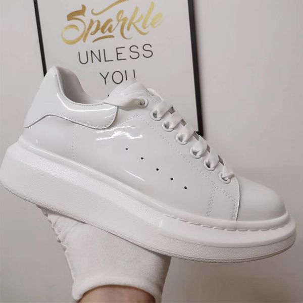 patent leather lace-up oversized sneaker fashion men women dress shoes platform sneakers yellow black oversize sole with box eu46
patent leather lace-up oversized sneaker fashion men women dress shoes platform sneakers yellow black oversize sole with box eu46