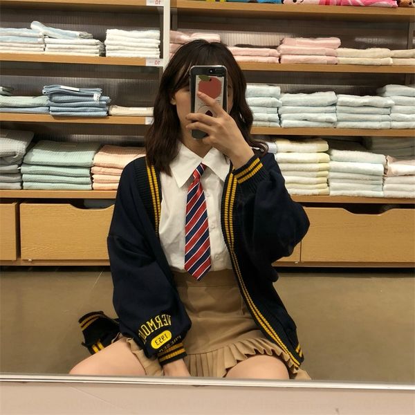 2020 early spring thin style 2020 early spring thin button coat coatstyle button coat wakyw, Black
2020 early spring thin style 2020 early spring thin button coat coatstyle button coat wakyw, Black