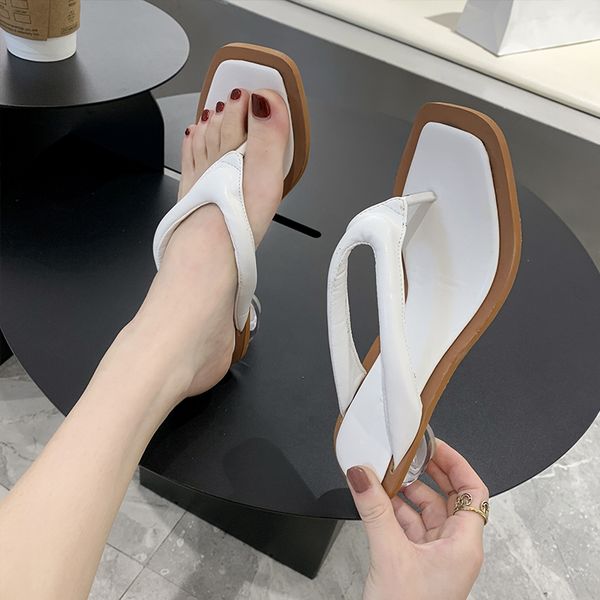 transparent crystal heel women slippers summer clip toe flip flops ladies fashion sandals outdoor high heel slippers women 2020, Black
transparent crystal heel women slippers summer clip toe flip flops ladies fashion sandals outdoor high heel slippers women 2020, Black