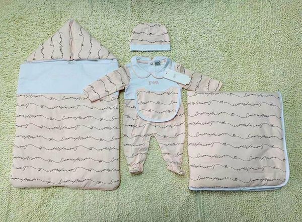 5pcs set baby girls sleeping bag blanket jumpsuit suit newborn suit warm baby clothing bedding
5pcs set baby girls sleeping bag blanket jumpsuit suit newborn suit warm baby clothing bedding