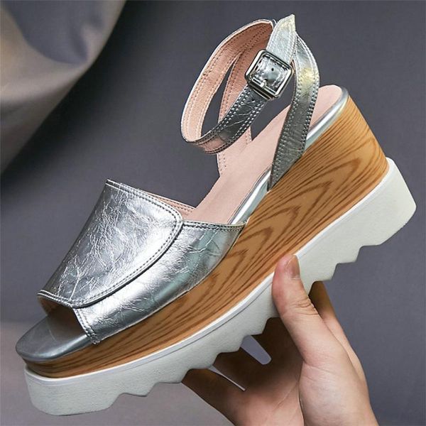 панк oxfords обувь женщины из натуральной кожи высокой пятки клинья роман гладиатор сандалии женский лодыжки ремень платформы партии насосы, Black
панк oxfords обувь женщины из натуральной кожи высокой пятки клинья роман гладиатор сандалии женский лодыжки ремень платформы партии насосы, Black