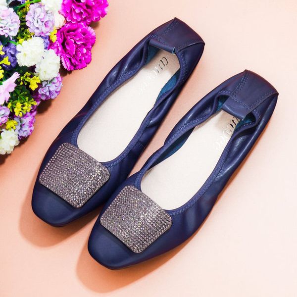 2020 new ladies driving shoes mother footwear female flats moccasins crystal women's casual genuine leather shoes woman loafers, Black
2020 new ladies driving shoes mother footwear female flats moccasins crystal women's casual genuine leather shoes woman loafers, Black