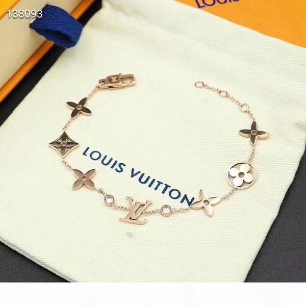 fashion womens chain bracelet designer luxury girl charm bracelets classic letter girl woman jewellery bracelet with box, Golden;silver
fashion womens chain bracelet designer luxury girl charm bracelets classic letter girl woman jewellery bracelet with box, Golden;silver