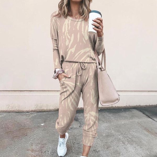 running sets tie dye printed tracksuit 2 piece set female casual outfits joggers sportsuit loose sweatpants matching plus size, Black;blue
running sets tie dye printed tracksuit 2 piece set female casual outfits joggers sportsuit loose sweatpants matching plus size, Black;blue