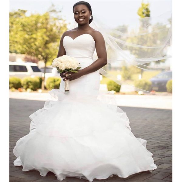 vestido de noiva plus size wedding dresses african ruffle organza sweetheart sleeveless covered button mermaid wedding gowns, Blue;red
vestido de noiva plus size wedding dresses african ruffle organza sweetheart sleeveless covered button mermaid wedding gowns, Blue;red