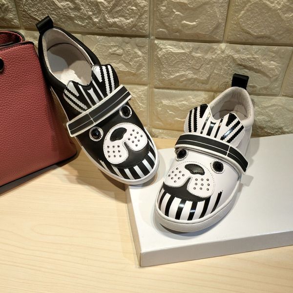 chic flat shoes women autumn loafers women leather schoenen vrouw cute animal buty damskie slip on ladies shoes zapatos de mujer, Black
chic flat shoes women autumn loafers women leather schoenen vrouw cute animal buty damskie slip on ladies shoes zapatos de mujer, Black