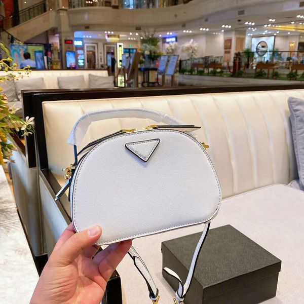 Women's Handbag Crossbody Shoulder Bag New Mini Size Bags Saddles High Quality Fashion Style with Gift Box #P.D.A. Bags
Women's Handbag Crossbody Shoulder Bag New Mini Size Bags Saddles High Quality Fashion Style with Gift Box #P.D.A. Bags
