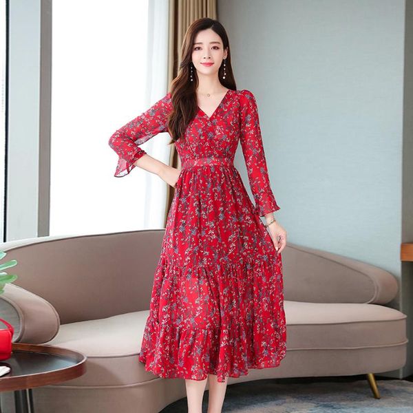 2020 femal vintage print red boho midi dress autumn winter floral chiffon long sleeve dress elegant women bodycon party vestidos, Black;gray
2020 femal vintage print red boho midi dress autumn winter floral chiffon long sleeve dress elegant women bodycon party vestidos, Black;gray