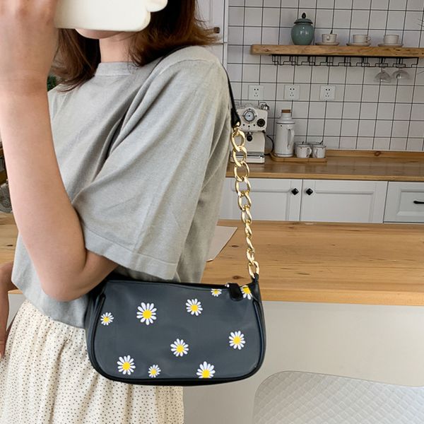 women transparent design travel portable shoulder bag pu leather fashion handbag ladies retro elegant small bags
women transparent design travel portable shoulder bag pu leather fashion handbag ladies retro elegant small bags