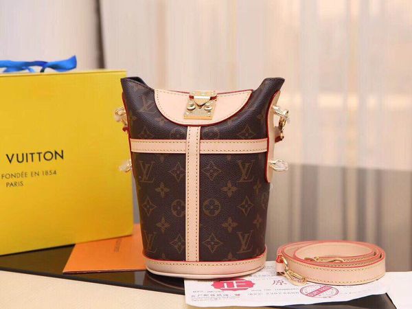 43587 leather classic fashion handbag card bag zero wallet men's and women's backpacks single shoulder bag 43587
43587 leather classic fashion handbag card bag zero wallet men's and women's backpacks single shoulder bag 43587