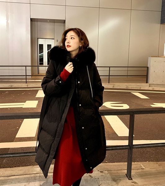 Hot-selling ladies Designer luxury down jacket 2020 Europe America new long over-the-knee woman coats fox fur collar belt thick bread jacket, Black
Hot-selling ladies Designer luxury down jacket 2020 Europe America new long over-the-knee woman coats fox fur collar belt thick bread jacket, Black