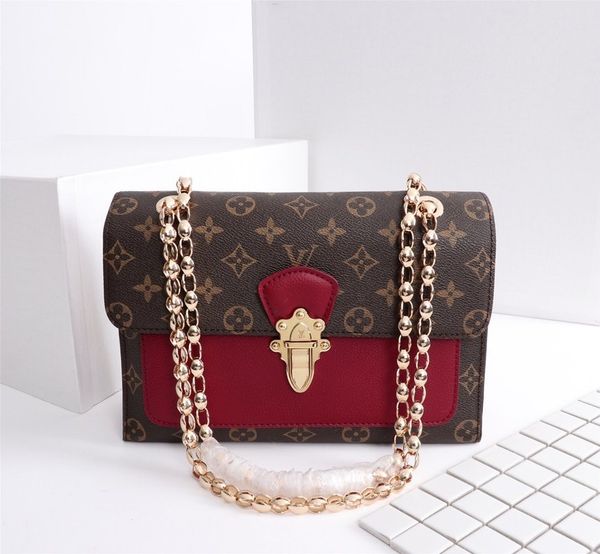 m41730 monogram k81 women chain messenger victoire shoulder bag genuine leather pathcwork two-tone crossbody bags flap handbag pochette tote
m41730 monogram k81 women chain messenger victoire shoulder bag genuine leather pathcwork two-tone crossbody bags flap handbag pochette tote
