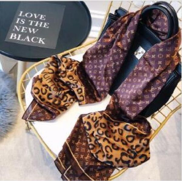2020 brand silk scarf fashion designer letter floral pattern scarves for women shawl, Blue;gray
2020 brand silk scarf fashion designer letter floral pattern scarves for women shawl, Blue;gray
