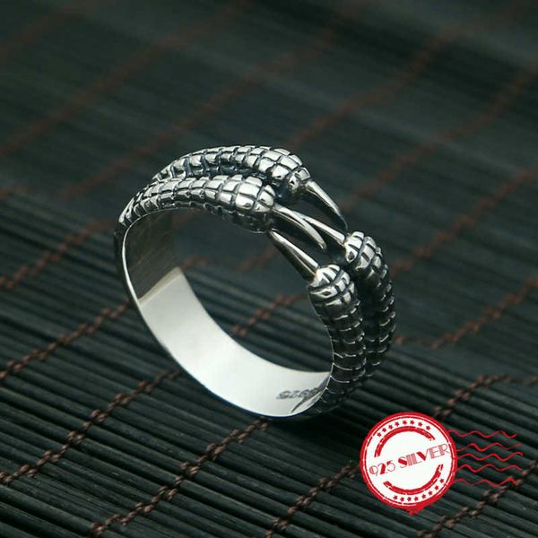 cluster rings s925 sterling silver men's ring high-end jewelry retro fashion personality eagle domineering claw opening 2021, Golden;silver
cluster rings s925 sterling silver men's ring high-end jewelry retro fashion personality eagle domineering claw opening 2021, Golden;silver