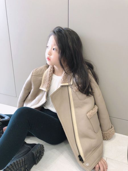 new 2020 autumn&winter leather jacket baby girl and mommy coat cool jacket coat clothing leather thick jacket, Blue;gray
new 2020 autumn&winter leather jacket baby girl and mommy coat cool jacket coat clothing leather thick jacket, Blue;gray
