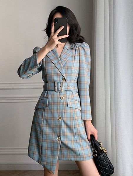 single-breasted irregular hem plaid dress with suit collar color atmospheric retro skirt version type waist was thin, Black;gray
single-breasted irregular hem plaid dress with suit collar color atmospheric retro skirt version type waist was thin, Black;gray