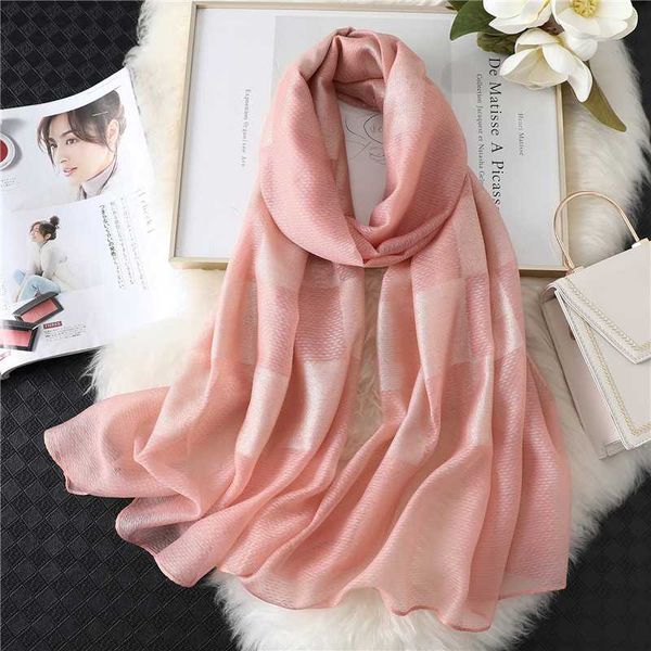 2020 new women scarf fashion plaid silk shawls wraps for lady hijabs female stoles foulard bandana summer sunscreen, Blue;gray
2020 new women scarf fashion plaid silk shawls wraps for lady hijabs female stoles foulard bandana summer sunscreen, Blue;gray