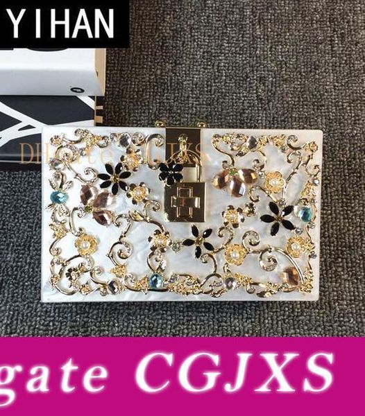 direct selling handbags factory handmade exquisite diamond ladies handbag carved acrylic mini small package of high -end carved women bags
direct selling handbags factory handmade exquisite diamond ladies handbag carved acrylic mini small package of high -end carved women bags