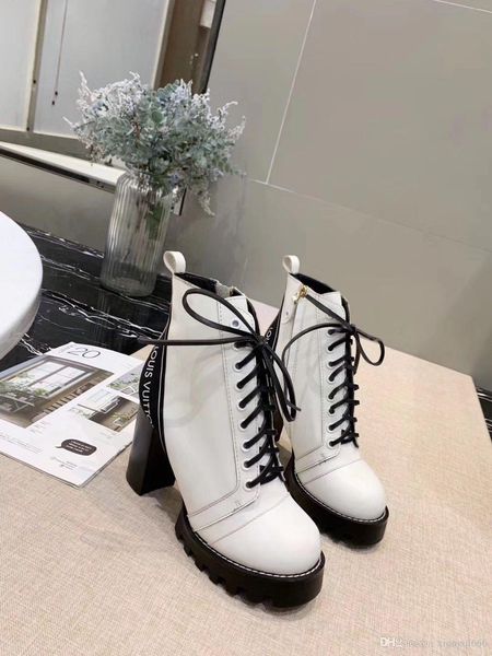 2020 women's high-heeled boots, high-quality designer women's casual desert boots with box, high-quality women's shoesaa, Red;white
2020 women's high-heeled boots, high-quality designer women's casual desert boots with box, high-quality women's shoesaa, Red;white