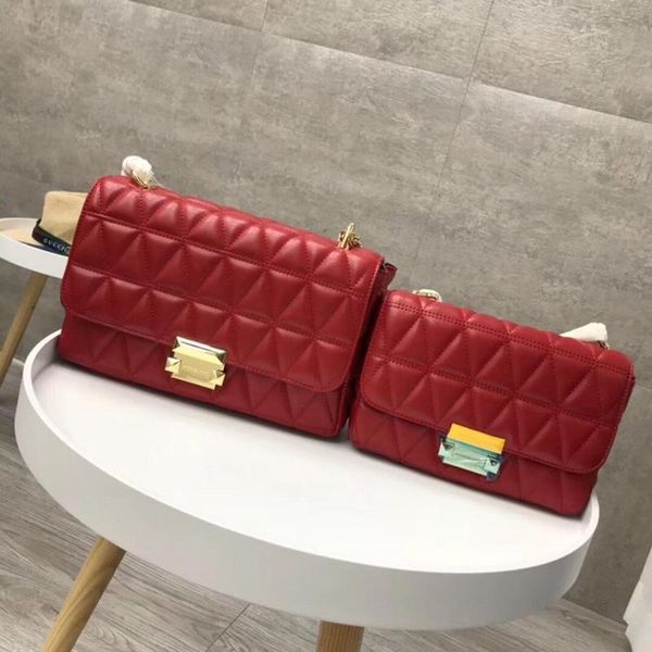 2021d new luxury design ladies handbag shoulder bag envelope bag wild fashion leather metal texture chain ladies crossbody bag
2021d new luxury design ladies handbag shoulder bag envelope bag wild fashion leather metal texture chain ladies crossbody bag
