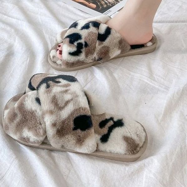 women slippers leopard fur slides winter house slippers 2020 fashion female warm indoor shoes ladies soft flip flop, Black
women slippers leopard fur slides winter house slippers 2020 fashion female warm indoor shoes ladies soft flip flop, Black