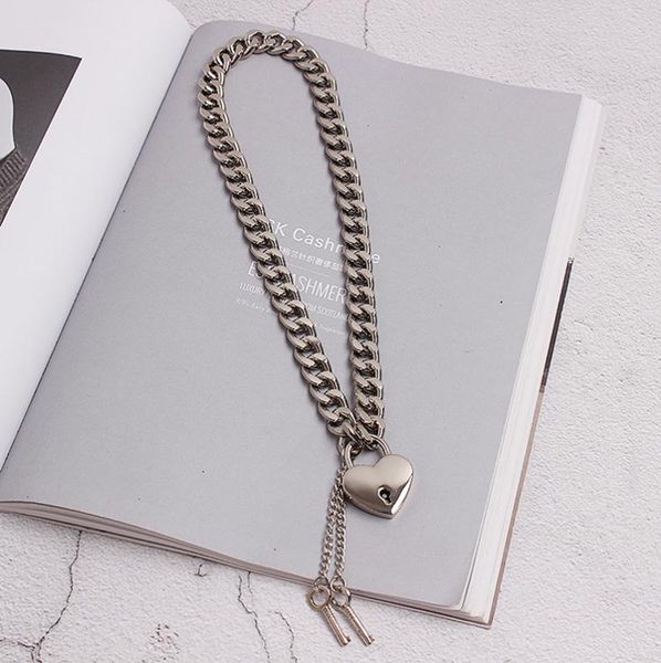 women necklace new crude chain simple lock decoration temperament fashion tide all-match spring autumn 2020, Silver
women necklace new crude chain simple lock decoration temperament fashion tide all-match spring autumn 2020, Silver